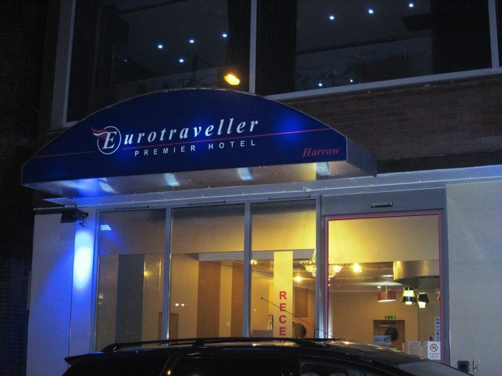 Eurotraveller Hotel - Premier - Harrow Eksteriør billede